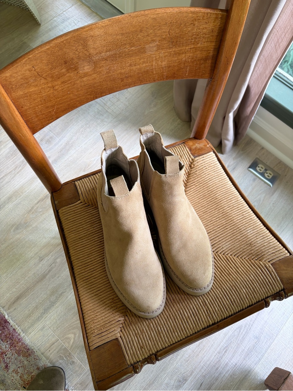 Dolce Vita Women’s Platform Boots - Tan